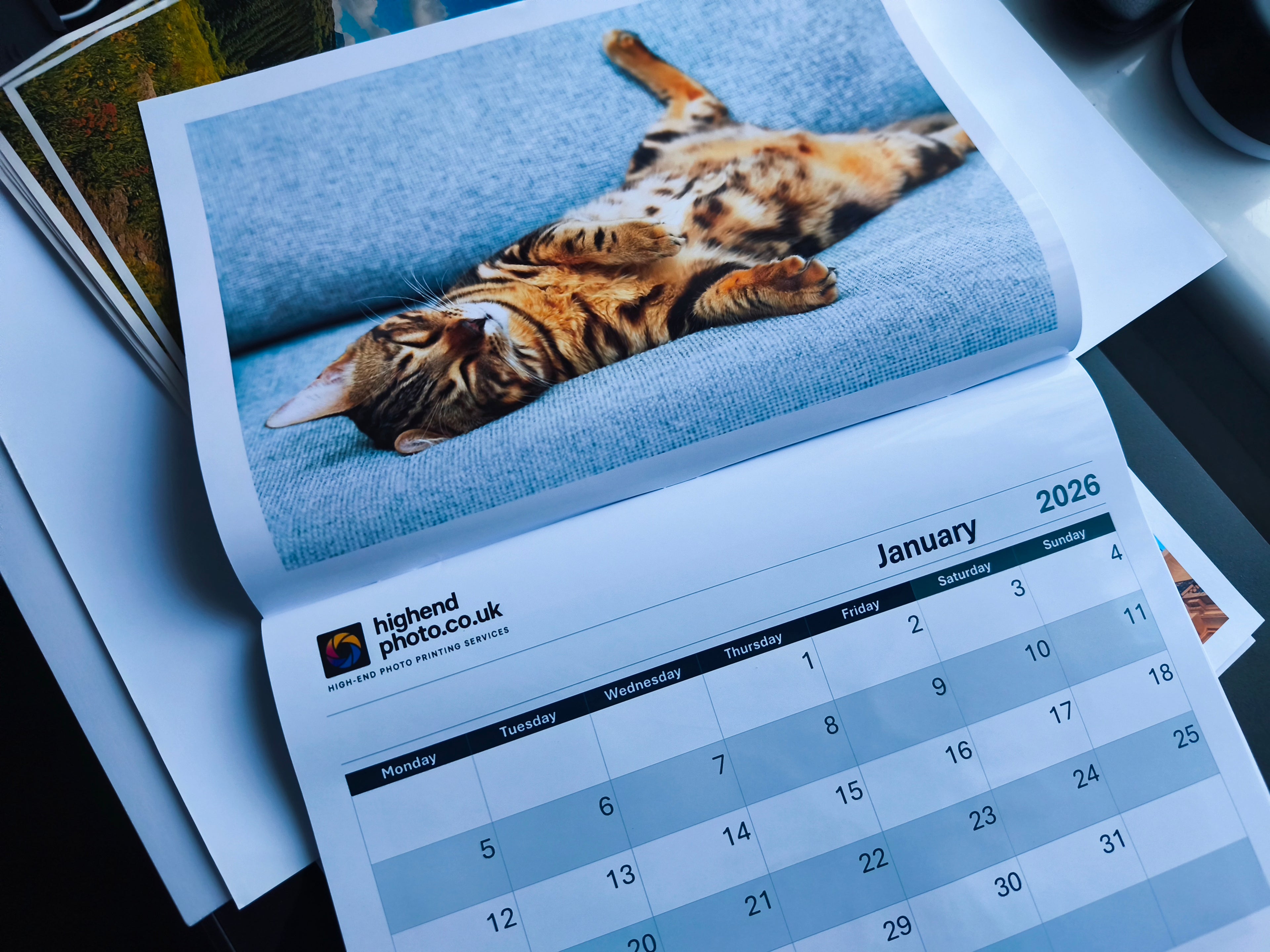 Personalised Photo Calendar A3 with High Resolution 14 photos 12x8"